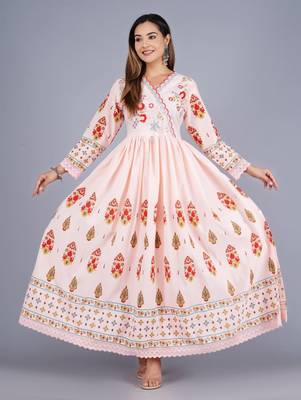 Peach Viscose Rayon Printed Kurta Pant With Dupatta 2