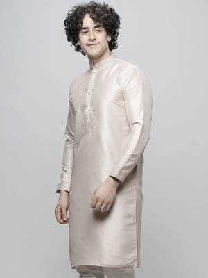 Maahi fabs bottle peach colour cotton blend mirror sequence work design ethnic long kurta for men 1
