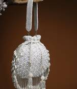 droop white pearl embellished velvet potli