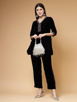 droop silver & white striped embellished faux silk potli 3