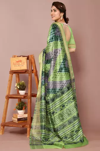 Green Art Silk Shibori Print/Laheriya Print Golden Zari Border Saree With Unstitched Blouse Piece