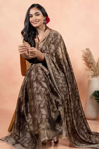 Brown Chiffon Geometric Print Plain Saree With Unstitched Blouse Piece