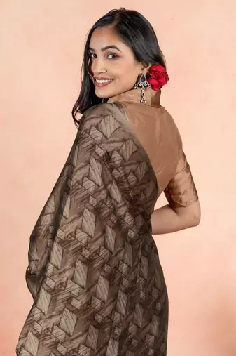 Brown Chiffon Geometric Print Plain Saree With Unstitched Blouse Piece