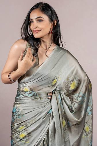 Grey Chiffon Floral Print 0 Saree With Unstitched Blouse Piece