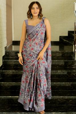 Dusty Lavender Chiffon Floral Print Plain Saree With Unstitched Blouse Piece 2