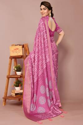 Pink silk blend batik print golden zari woven border saree with unstitched blouse piece 5