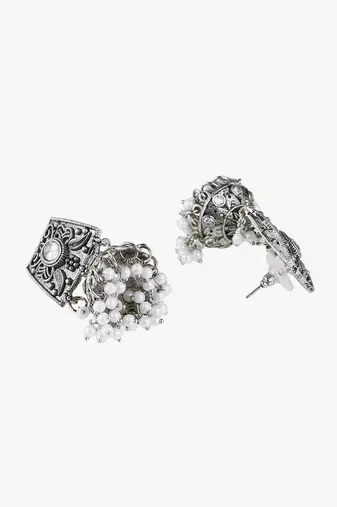 Oxidised silver-plated pearl-tessel dome shaped jhumki