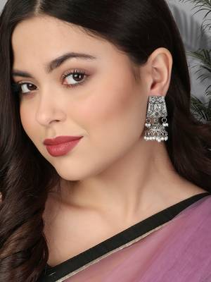 Oxidised silver-plated pearl-tessel dome shaped jhumki 5