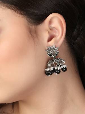 Oxidised stone-studded pearl-tessel jhumki 2