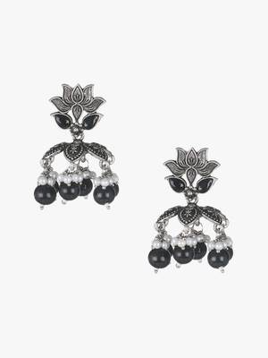 Oxidised stone-studded pearl-tessel jhumki 3
