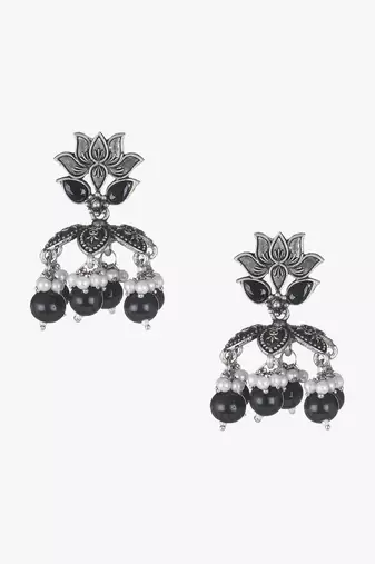 Oxidised stone-studded pearl-tessel jhumki