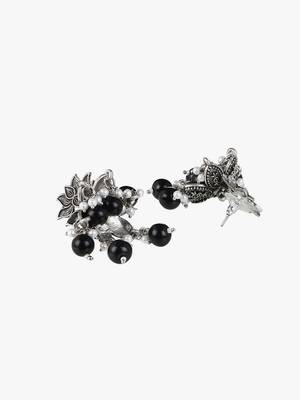 Oxidised stone-studded pearl-tessel jhumki 4