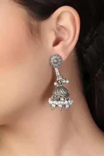 Oxidised silver-plated pearl-tessel dome shaped jhumki