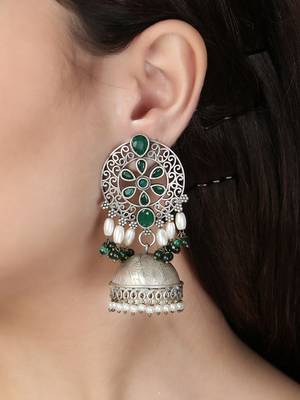 Oxidised green stone-studded pearl-tessels jhumkis 2