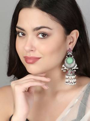 Oxidised multi stone-studded pearl-tessels jhumkis 5