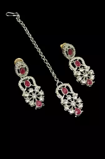 Neacklesh  set moti  kundan