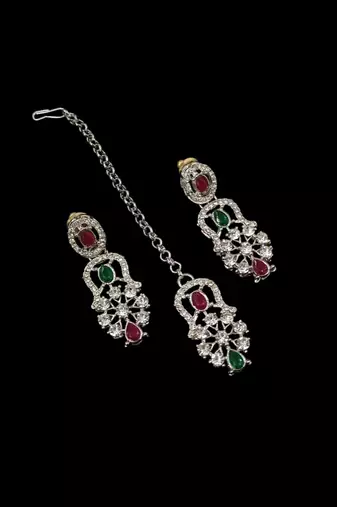 Neacklesh  set moti  kundan