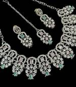 Neacklesh  set .moti  ,kundan