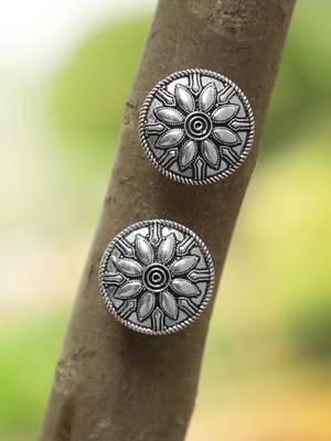 Look like silver circular shaped studs 1