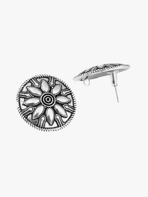 Look like silver circular shaped studs 4