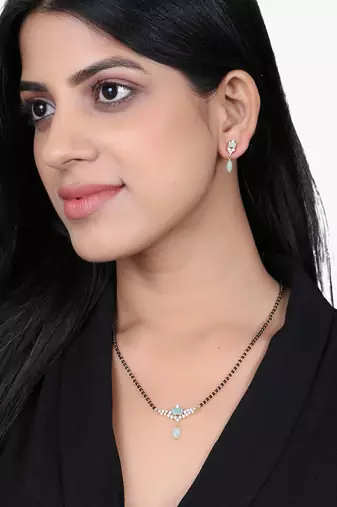 Gold-plated stone-studded pearl beaded traditional mangalsutra