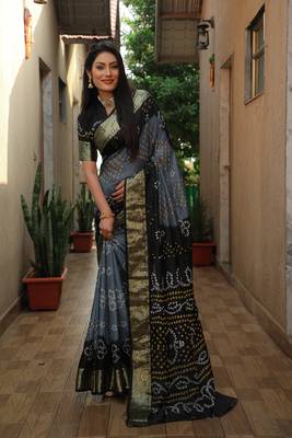 Women Black Bandhani Design And Bandhej Silk For Zari Weaving Rich Pallu Saree With Blouse For Women 5