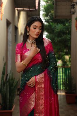 Women Pink Bandhani Design And Bandhej Silk For Zari Weaving Rich Pallu Saree With Blouse For Women 2