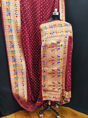 Women Red Bandehj Silk  And  Bandhani Type For Zari Weaving Rich Pallu Saree With Blouse For Women 5