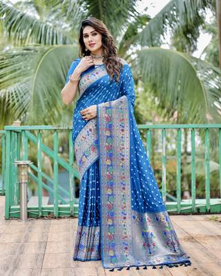 Women Blue Bandehj Silk  And  Bandhani Type For Zari Weaving Rich Pallu Saree With Blouse For Women 5