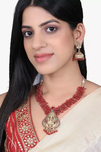 Women gold plated pearl beaded traditional temple necklace and earrings