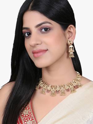 Women gold plated stone studded traditional temple necklace and earrings 5