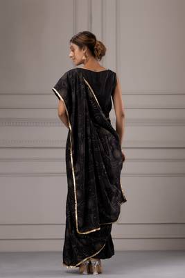 Ethnic Motifs Embellished Beads & Stones Satin Saree 4
