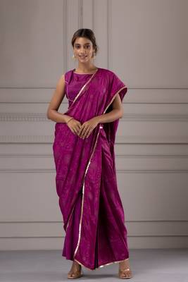 Ethnic Motifs Printed Satin Saree 1