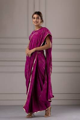 Ethnic Motifs Printed Satin Saree 2