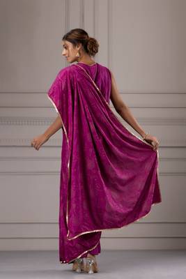 Ethnic Motifs Printed Satin Saree 5