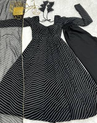 Fox Georgette Laheriya Print Fabric Fully Flair Anarkali Kurti, Dupatta And Pent 6
