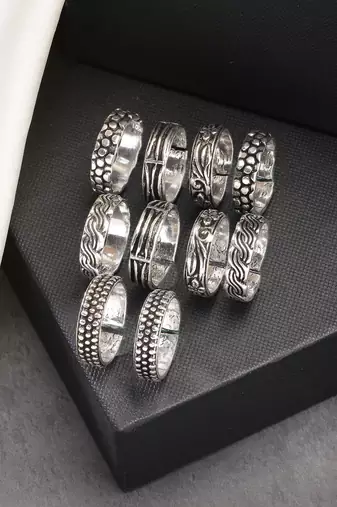 women pair of 5 silver-plated  german silver  toe rings