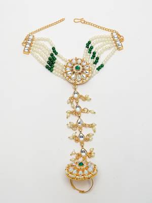 women green gold-plated stone studded handcrafted ring bracelet 5