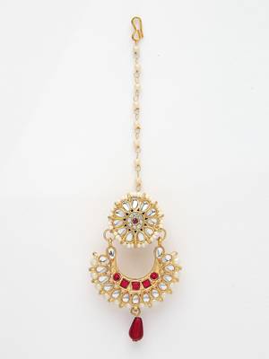 women gold-plated cz stone-studded maang tikka 3