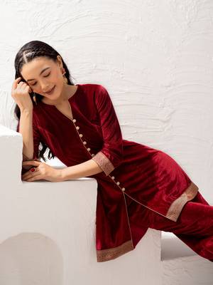 Aask women solid velvet lace work maroon color kurta & pant set 3