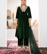 Aask women solid velvet lace work green color kurta pant & dupatta set