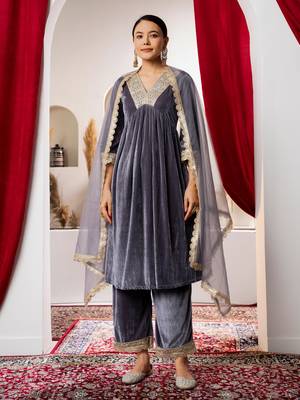 Aask women solid velvet lace work silver color kurta pant & dupatta set 2