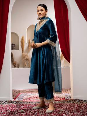 Aask women solid velvet lace work teal color kurta pant & dupatta set 2