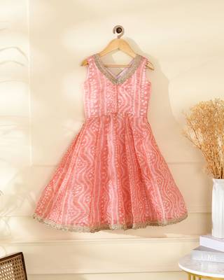 Girls's peach bandhani anarkali set with dupatta 4