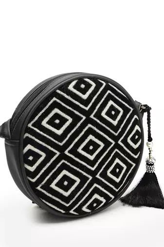 boho black & off white diamond cotton jacquard sling bag