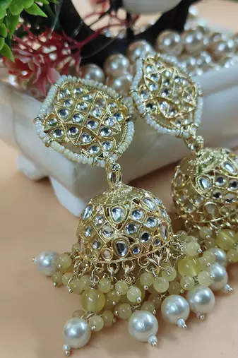   Traditional Jhumka Earrings For Wo  And Girls