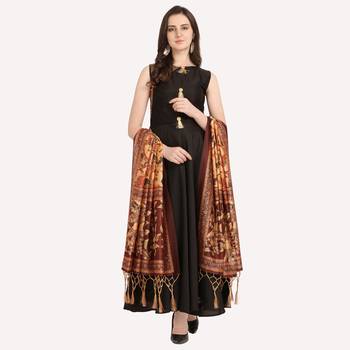 Digital print assam silk dupatta for women and girls to wear on gown chaniya choli kurti etc 3