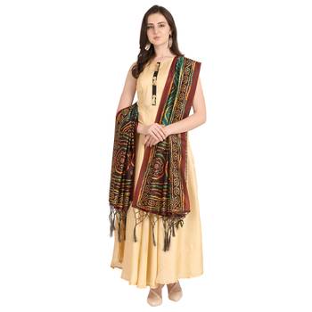 Digital print assam silk dupatta for women and girls to wear on gown chaniya choli kurti etc 2