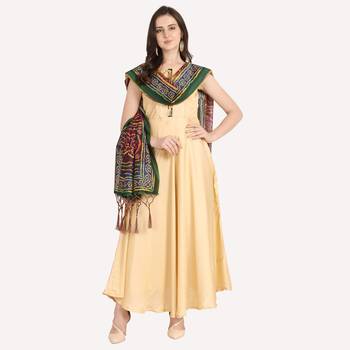 Digital print assam silk dupatta for women and girls to wear on gown chaniya choli kurti etc 3