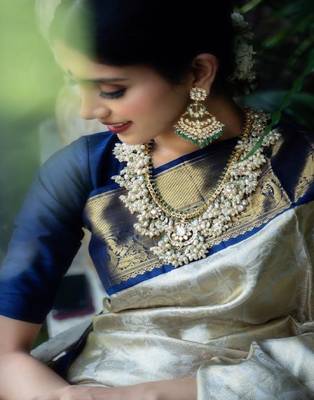 White Zari Woven Art Silk Saree with Unstitched Blouse 4